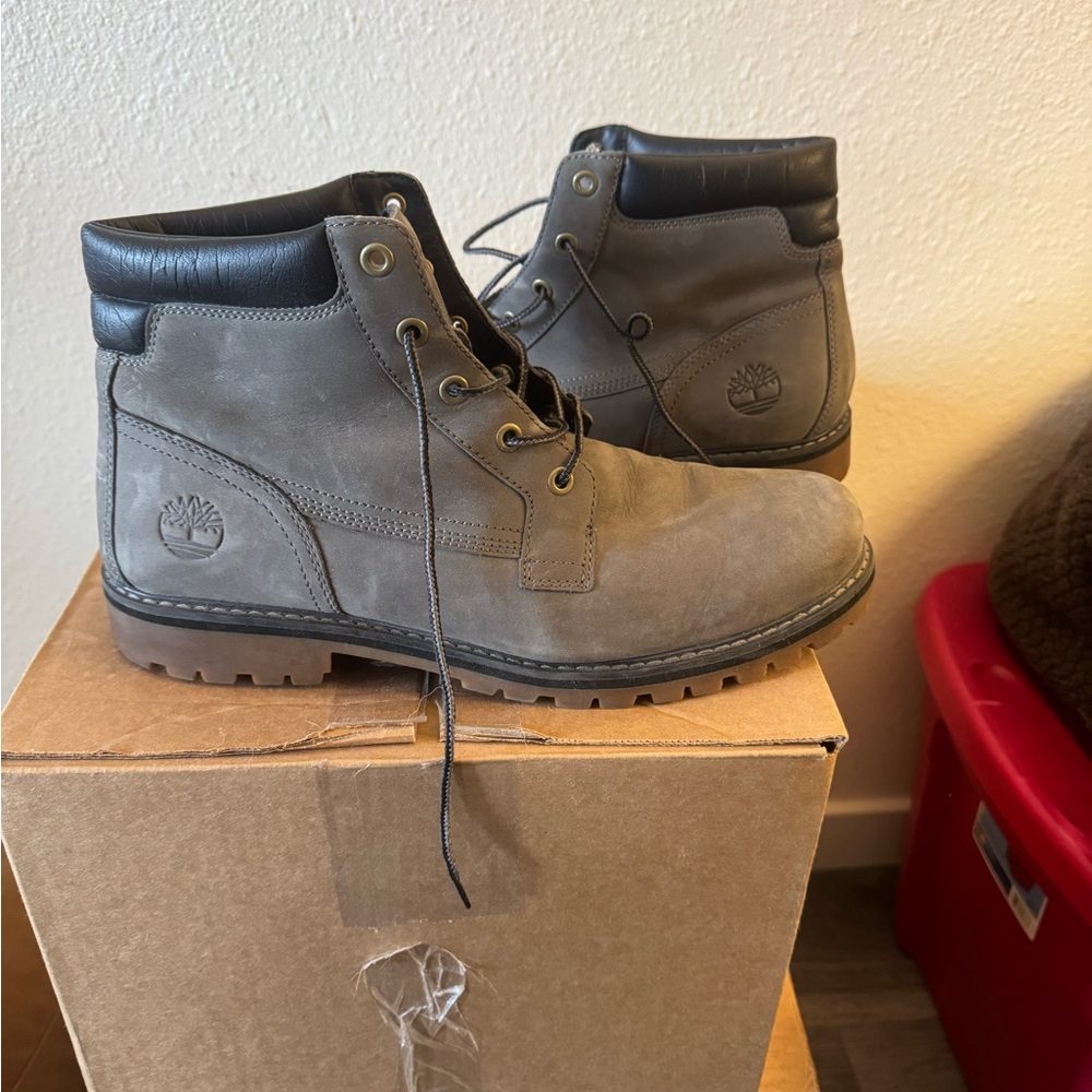 Timberland Men's Gray Leather Boots